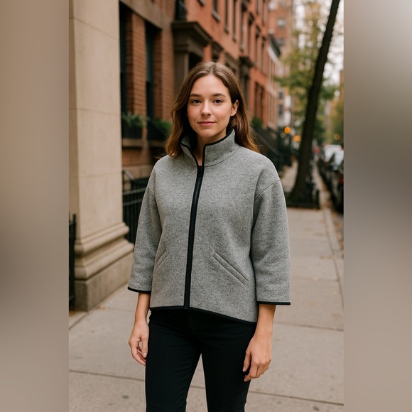 Barneys New York Jackets & Blazers - Barneys New York Gray Knit Fleece 3/4 Sleeve Oversized Jacket - Size 4